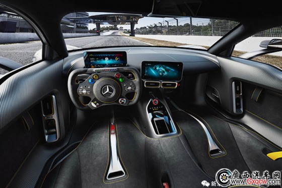 GT2 RSӛ÷ِ˹-AMG ONEɼ~a(chn)܇